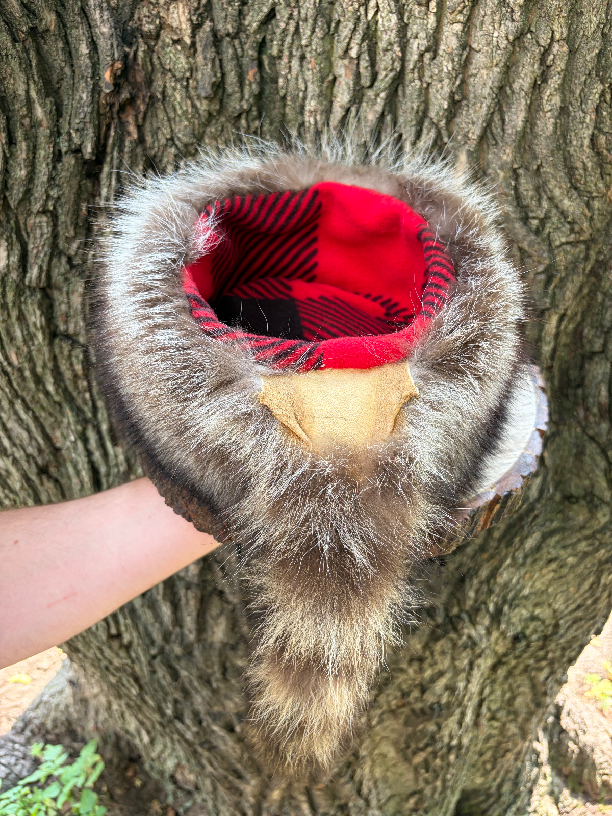 Crockett Style Hat — handmade Racoon fur piece